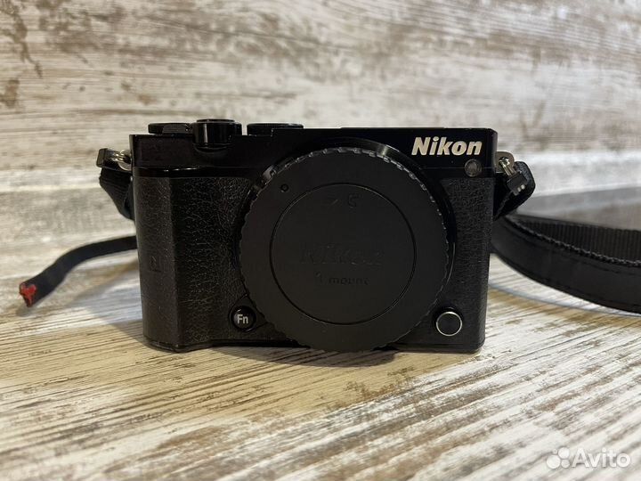 Nikon 1 j5 body