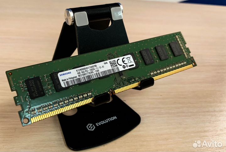 Оперативная память Samsung 4 гб DDR3 1600MHz