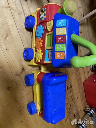 Паровозик музыкальный