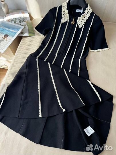 Платье черное Sandro