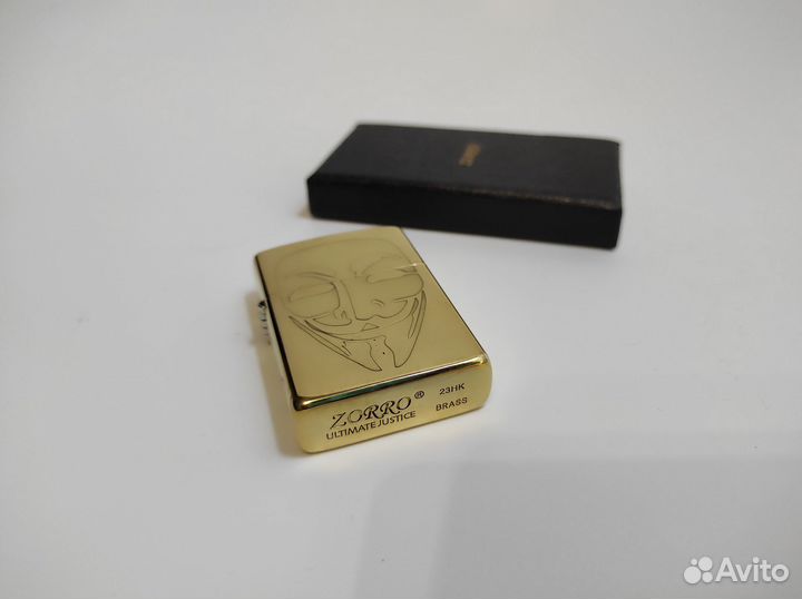 Зажигалка бензиновая