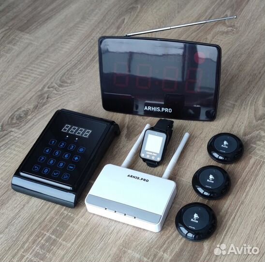 Кнопка вызова персонала, часы, табло, пуль, репите