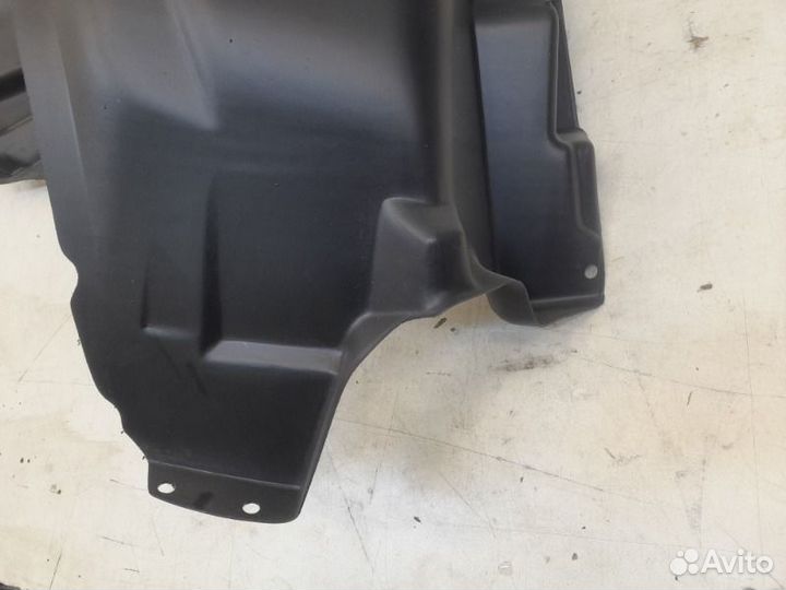 Подкрылки комплект Toyota Camry V50 V55 2011-2018