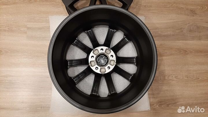 Оригинальные диски Audi Q5 Audi A6 R18 Чехия