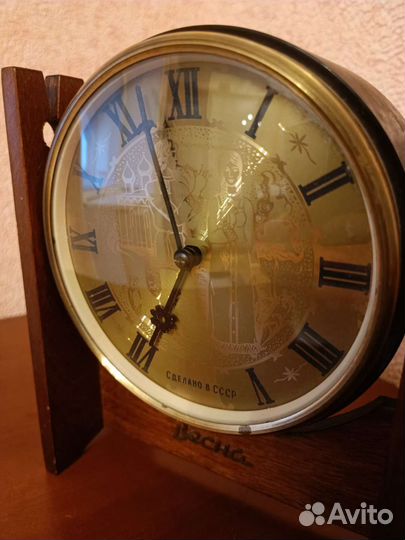 Настольные часы механические СССР