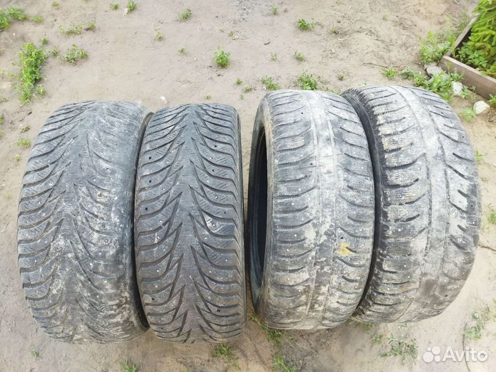 Yokohama Ice Guard Stud IG55 225/55 R17