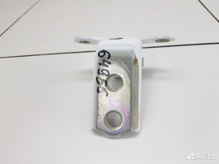 Петля задней левой двери нижняя (Haval F7)