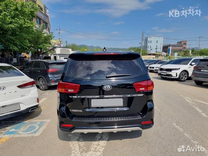 Kia Carnival 2.2 AT, 2020, 75 000 км