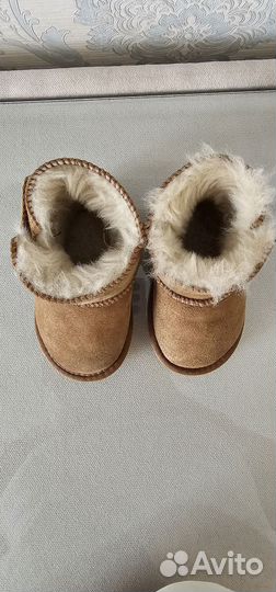 Ugg угги натуральные детские размер 22(13,5см)