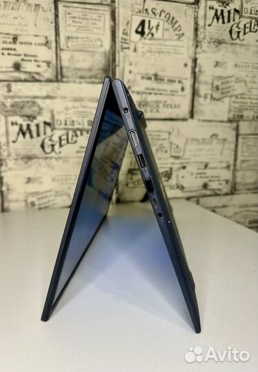 Asus Vivobook 17 X1704ZA-AU121W