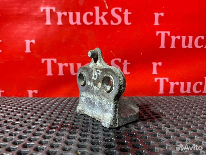 Кронштейн площадки пневмоподушки Volvo FH