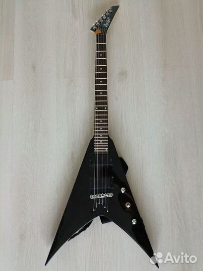 Электрогитара