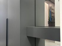 Шкаф прихожая на заказ в современном стиле