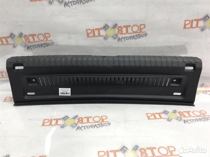 Накладка петли багажника VW Tiguan (5N1,5N2) 2007