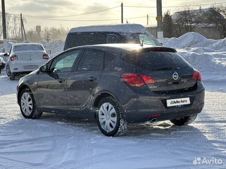 Opel Astra 1.6 AT, 2010, 169 400 км