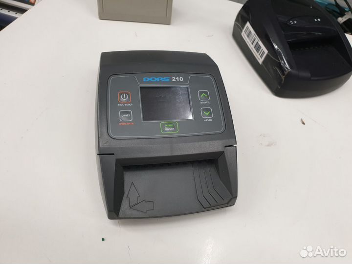 Детектор банкнот Dors 210