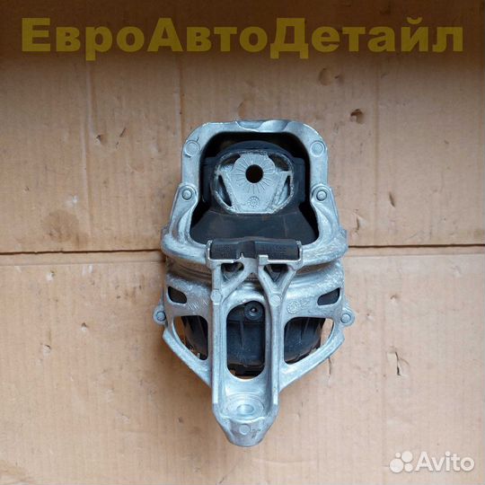 Подушка двс VW Touareg CR7, Audi A4 A5 A6 A7 Q7 Q8