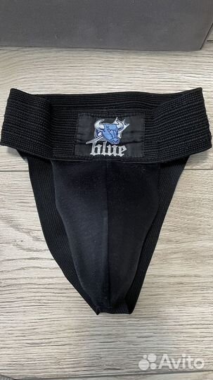 Хоккейная защита паха