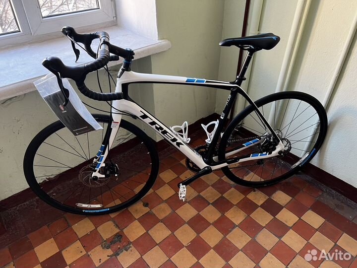 Шоссейный велосипед Trek domane 4.0 disc endurance