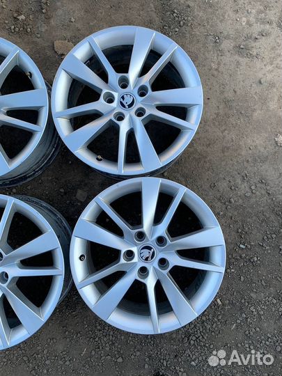 Литье R17 5/112 Original Skoda Borbet