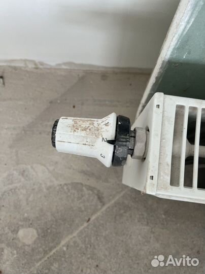 Радиатор (батарея) отопления