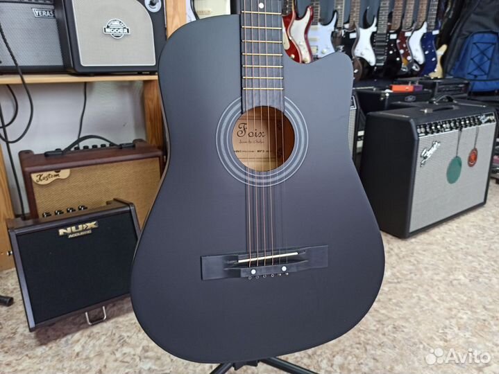 Акустическая гитара, с вырезом, черная