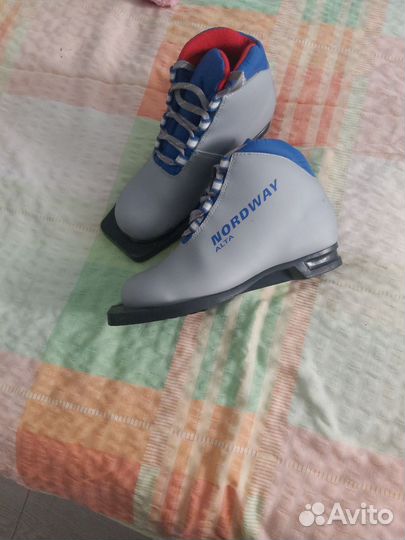 Лыжные ботинки nordway 35