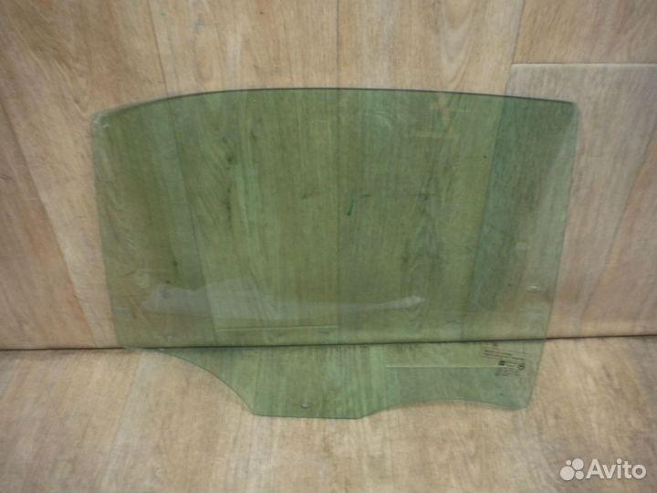 Стекло двери задней,правой chevrole Malibu VI 2013