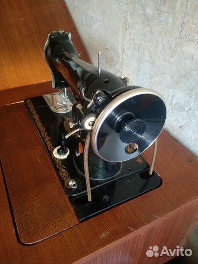 Швейная машина в хорошем состоянии