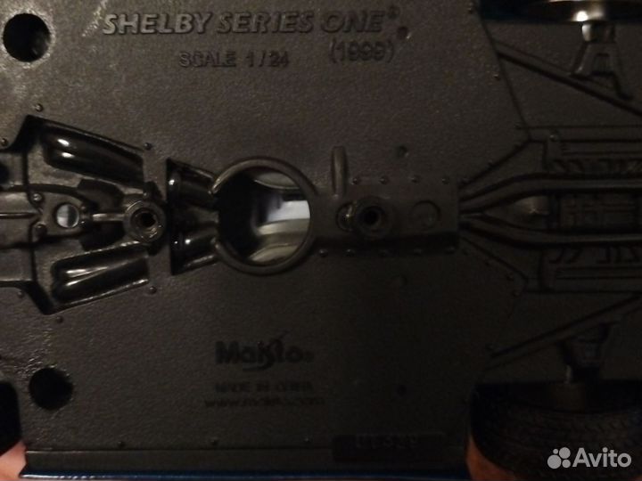 Модель автомобиля shelby 1:24