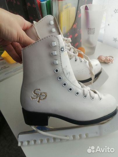Коньки фигурные детские 30 размер