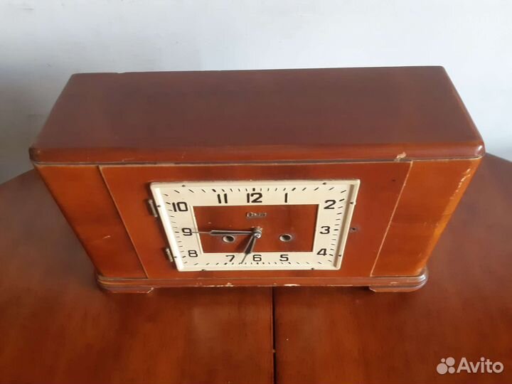 Настольные часы с боем