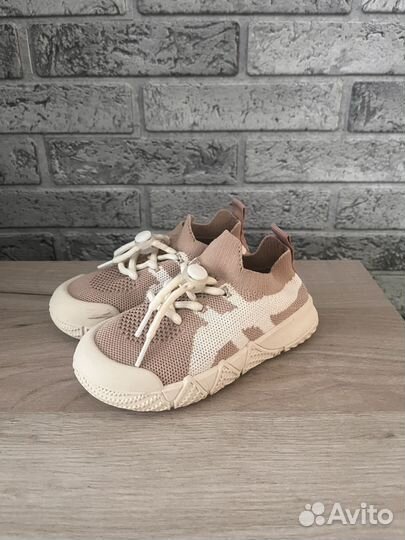 Кроссовки детские летние легкие