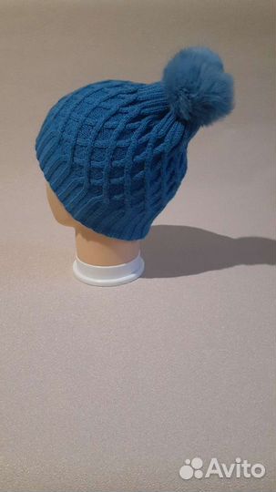 Шапка женская вязаная из шерсти для девочки