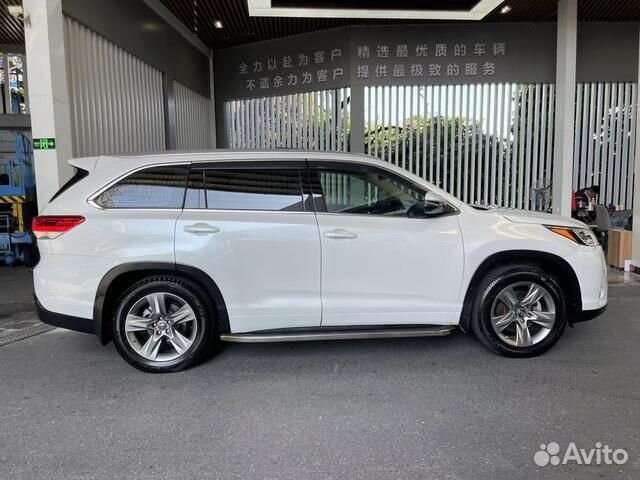 Toyota Highlander 2.0 AT, 2021, 32 000 км