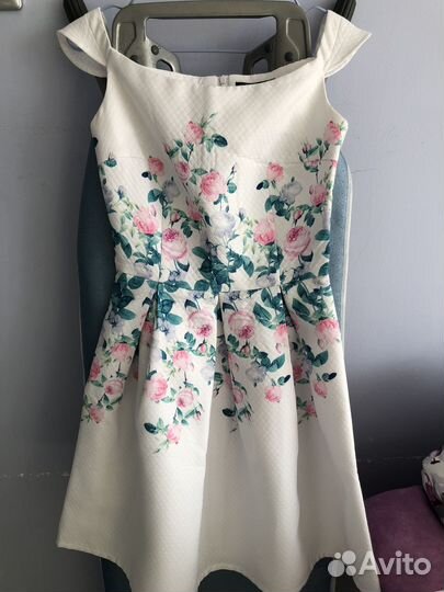 Женское платье