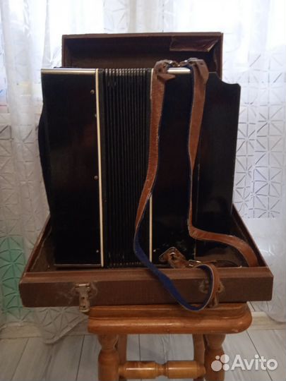 Баян Кировской