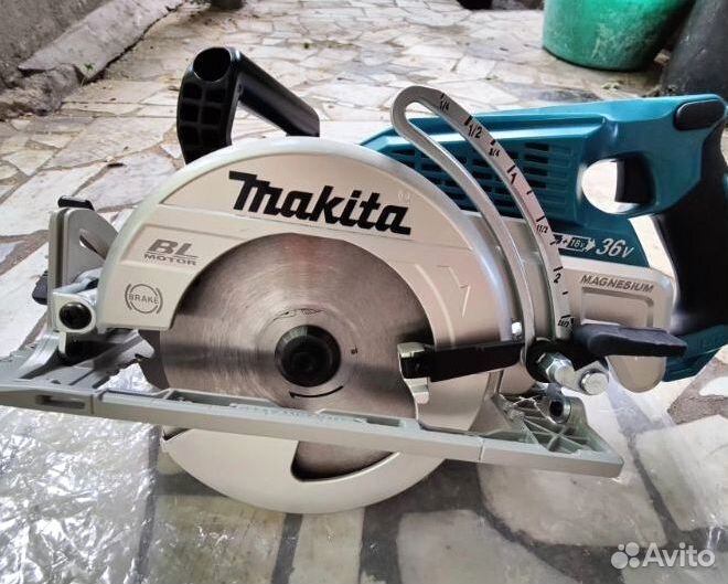 Циркулярная пила Makita новая