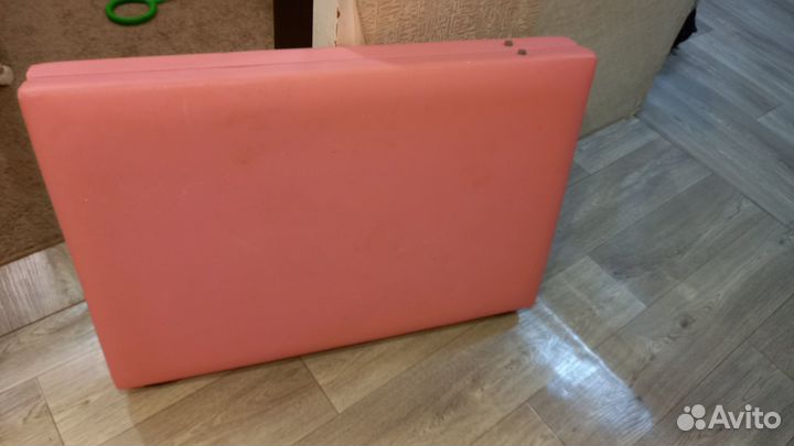 Продам кушетку