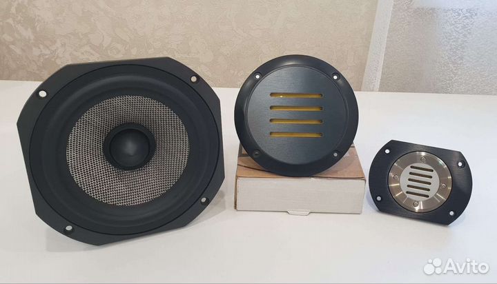 Legacy Audio динамики