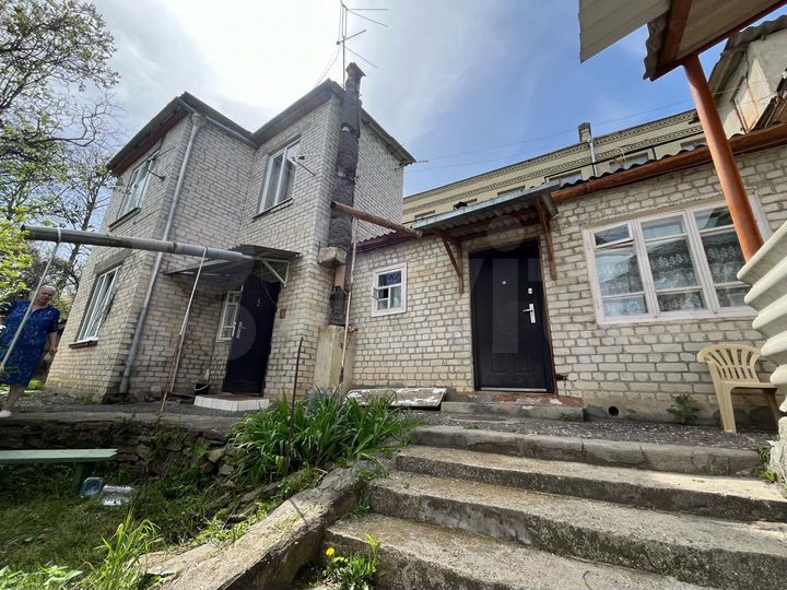 4-к. квартира, 91 м², 1/2 эт.