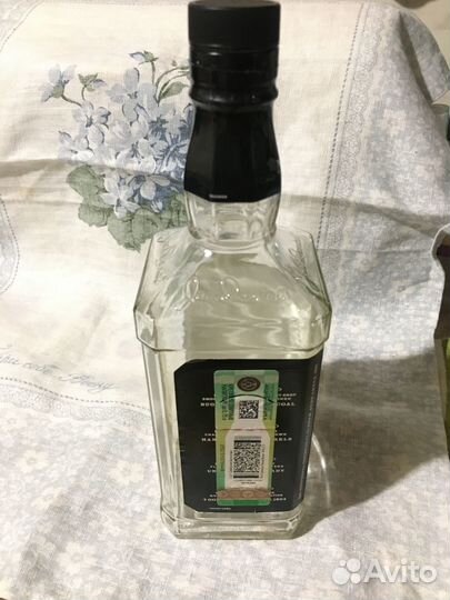 Бутылки из под виски Jack Daniels и The Balvenie