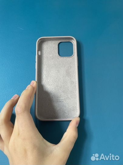 Чехол на iPhone 12