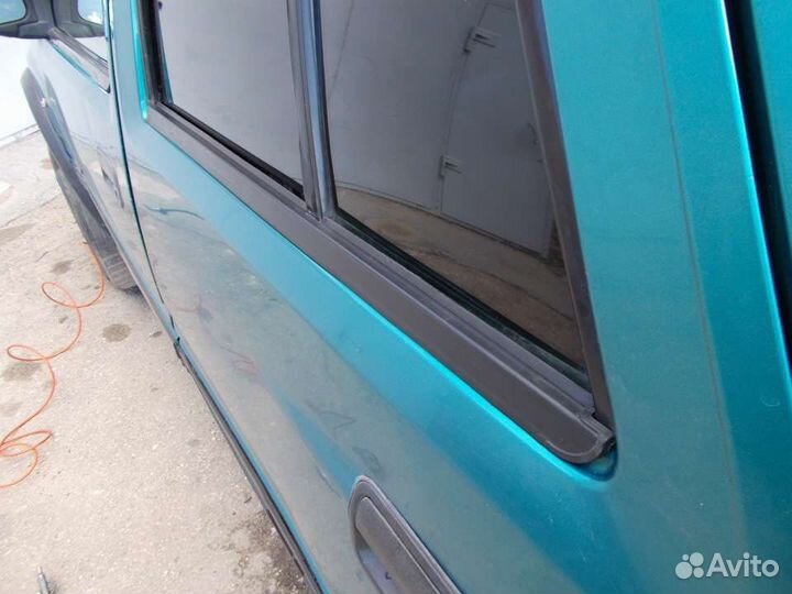 Бархотки дверей передние задние Opel Frontera A B