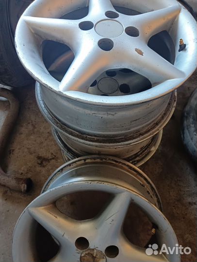 R14 Tunga Zodiak 175/65, PCD 4x98 DIA 10