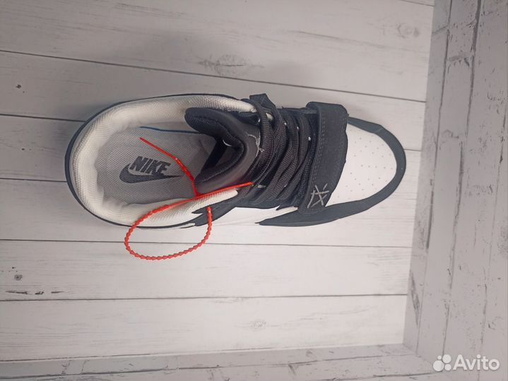 Кроссовки Nike Jordan Travis Scott