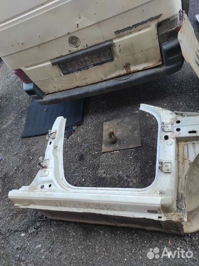 Порог со стойкой правый Renault Sandero 2009-2014