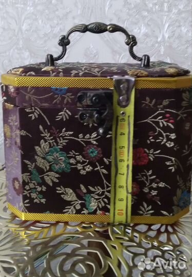 Шкатулка для украшений