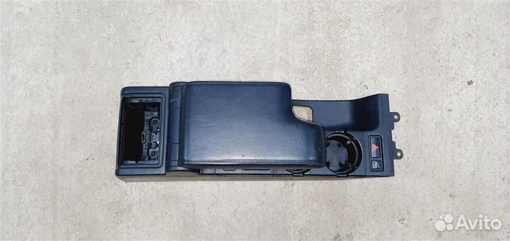 Консоль с подлокотником BMW E46