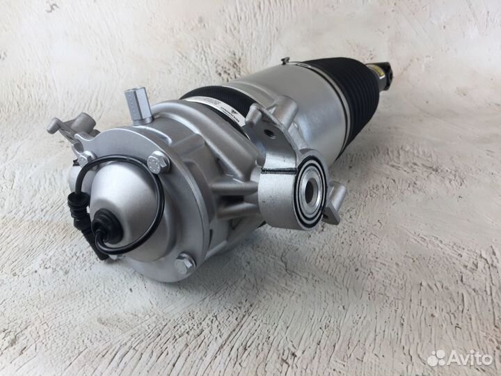 Стойка задняя для Cayenne II 958, Touareg II NF